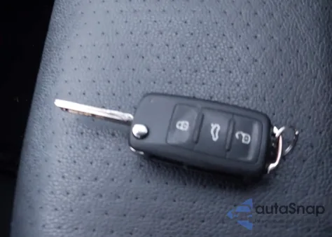 2014 Volkswagen Jetta 1.8T Se from USA, damaged, VIN 3VWD07AJ6EM247588